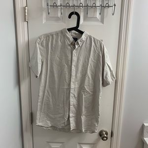 Dstruct Short Sleeve Light Grey Button Down Size M